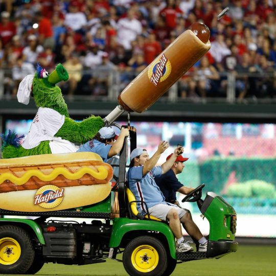 https://wearekiller.com/wp-content/uploads/2018/04/hot-dog-launcher-540x540.jpg